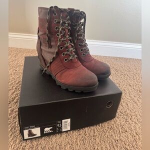 Sorel Women’s Lexie Wedge Boot